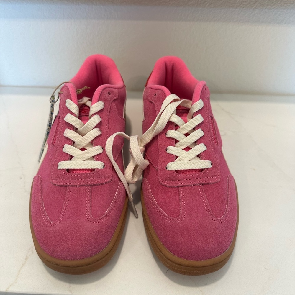 Reebok Pink Suede Sneakers with White Laces